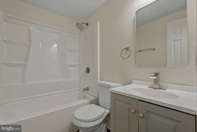 28 WELBECK CT, Montgomery Village, MD 20886