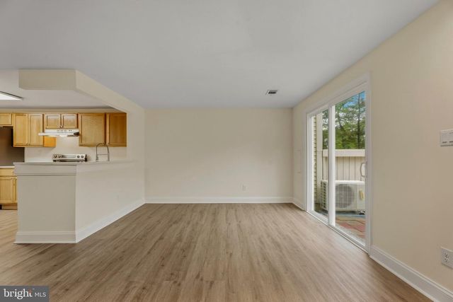 28 WELBECK CT, Montgomery Village, MD 20886