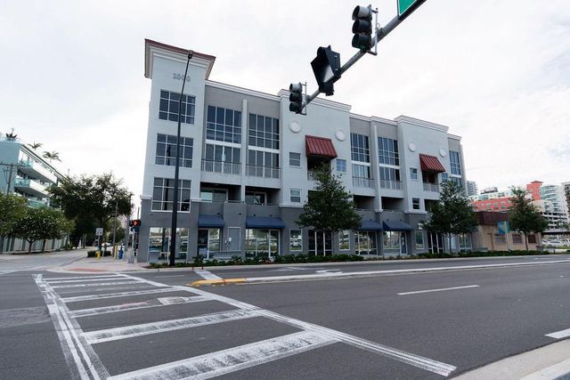 1002 CHANNELSIDE DRIVE 2C, Tampa, FL 33602