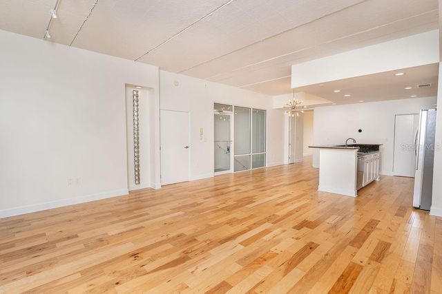 1002 CHANNELSIDE DRIVE 2C, Tampa, FL 33602