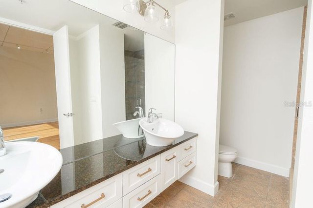 1002 CHANNELSIDE DRIVE 2C, Tampa, FL 33602