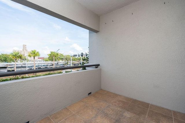 1002 CHANNELSIDE DRIVE 2C, Tampa, FL 33602