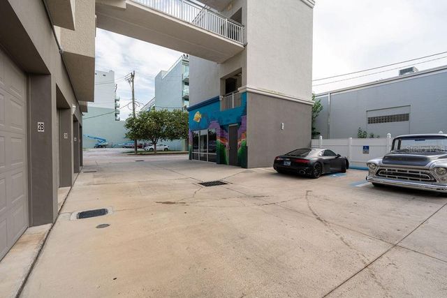 1002 CHANNELSIDE DRIVE 2C, Tampa, FL 33602