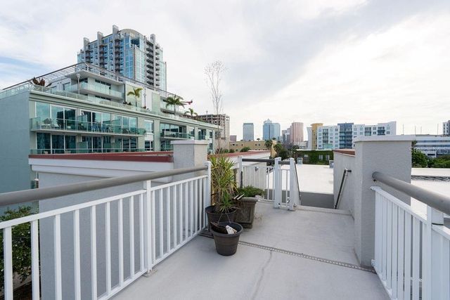 1002 CHANNELSIDE DRIVE 2C, Tampa, FL 33602