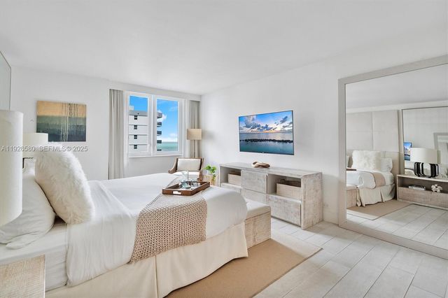 102 24th St 1413, Miami Beach, FL 33139