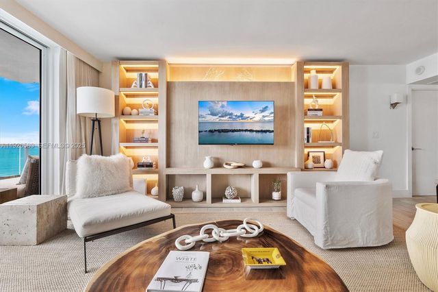 102 24th St 1413, Miami Beach, FL 33139