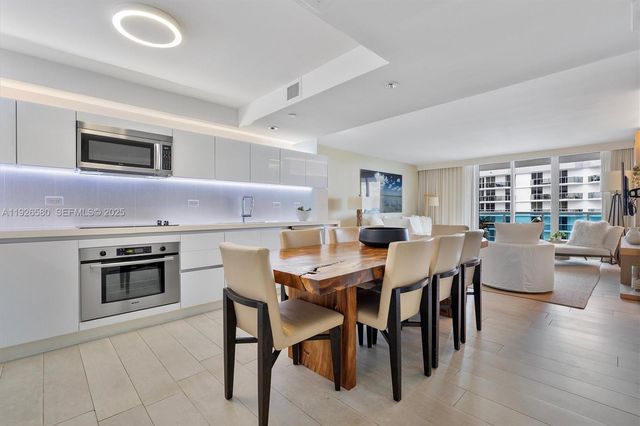 102 24th St 1413, Miami Beach, FL 33139