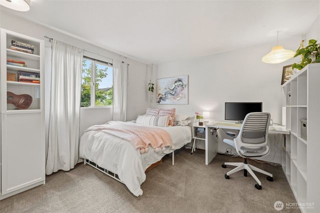 20111 Dayton Avenue N, Shoreline, WA 98133