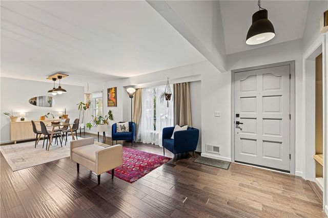 11716 W 101st Street, Overland Park, KS 66214