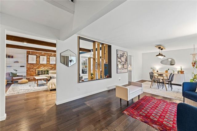 11716 W 101st Street, Overland Park, KS 66214