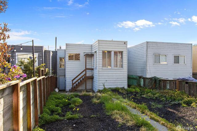 1470 Revere Avenue, San Francisco, CA 94124