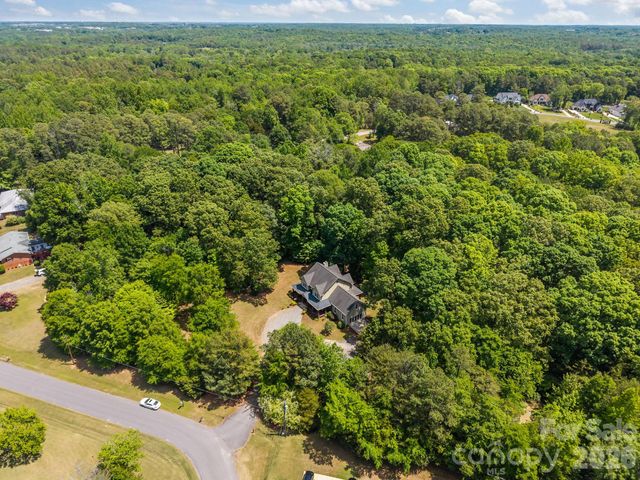 2171 Briarwood Circle, Fort Mill, SC 29715
