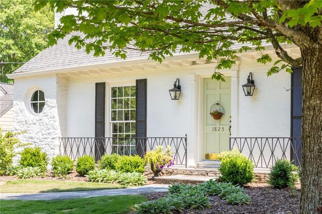 1825 Greystone Road NW, Atlanta, GA 30318