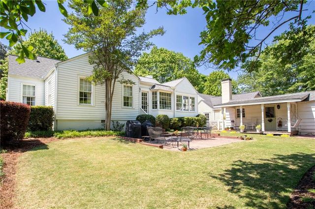1825 Greystone Road NW, Atlanta, GA 30318
