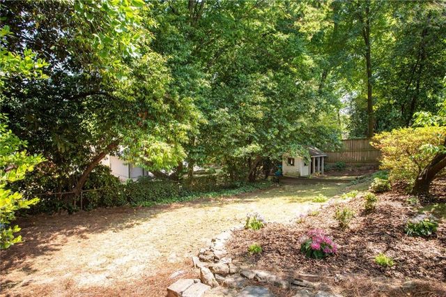 1825 Greystone Road NW, Atlanta, GA 30318