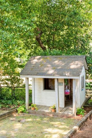1825 Greystone Road NW, Atlanta, GA 30318