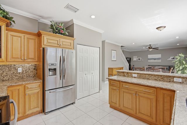 7723 THORNLEE Drive, Lake Worth, FL 33467
