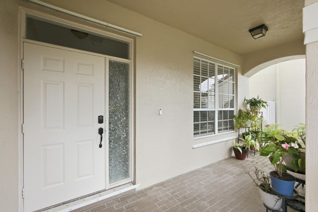 7723 THORNLEE Drive, Lake Worth, FL 33467