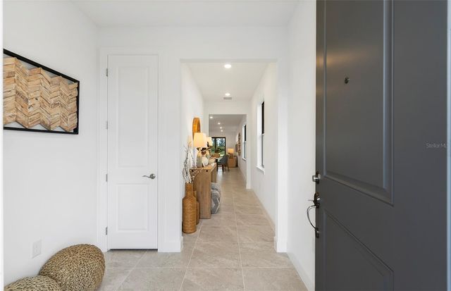 18921 INDIAN ROCK PLACE, Lakewood Ranch, FL 34211