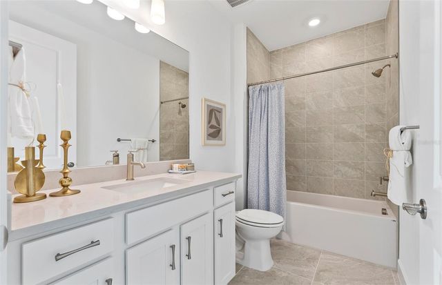 18921 INDIAN ROCK PLACE, Lakewood Ranch, FL 34211