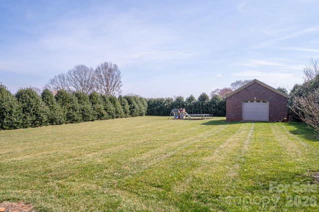 1784 Union Heights Court, Vale, NC 28168