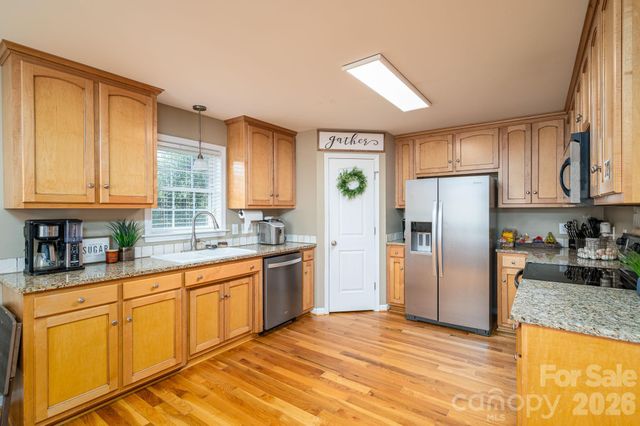 1784 Union Heights Court, Vale, NC 28168