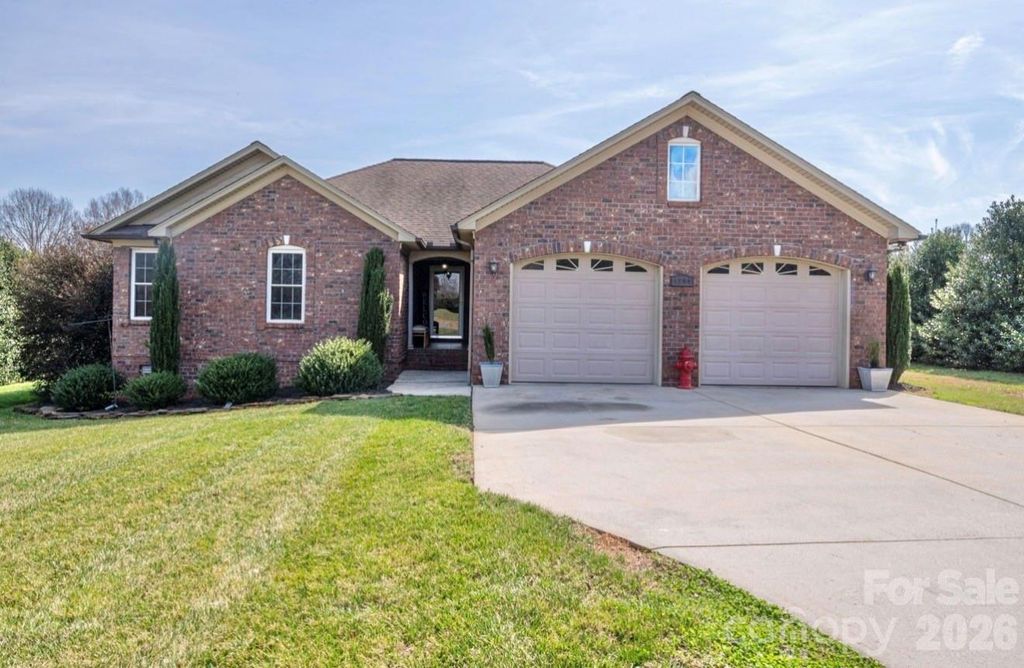 1784 Union Heights Court, Vale, NC 28168