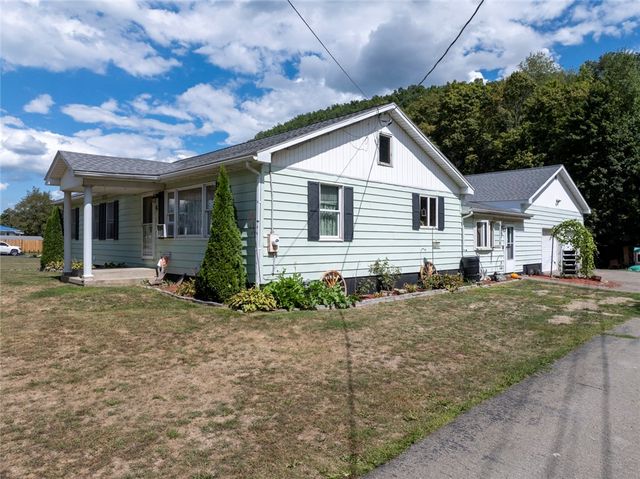 63 Maple Street, Bath, NY 14879