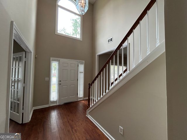 495 Summer Breeze Court, Alpharetta, GA 30005