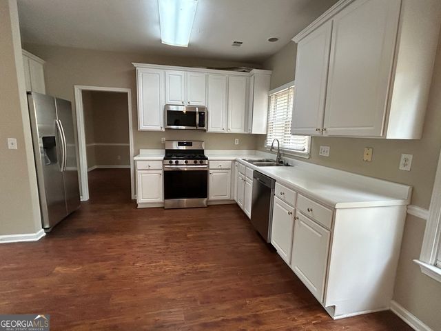 495 Summer Breeze Court, Alpharetta, GA 30005