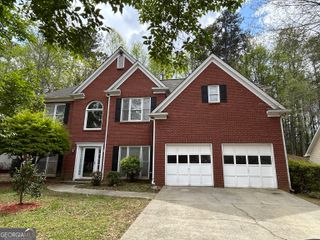 495 Summer Breeze Court, Alpharetta, GA 30005