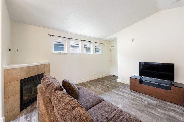 4624 E 14th Ave, Spokane Valley, WA 99212