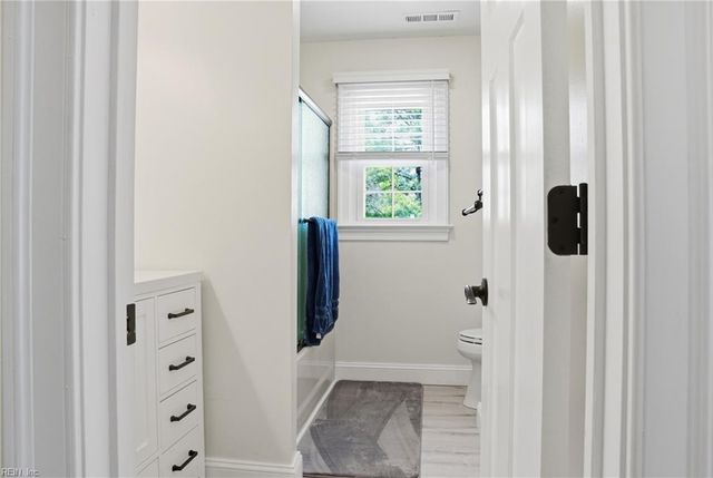 956 N Haven CIR, Chesapeake, VA 23322