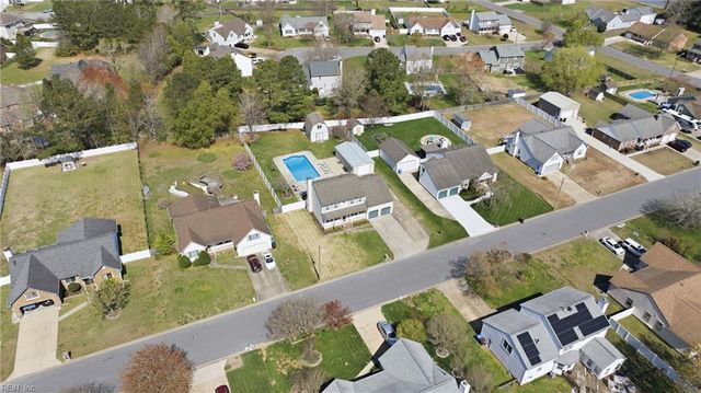 956 N Haven CIR, Chesapeake, VA 23322