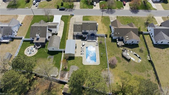 956 N Haven CIR, Chesapeake, VA 23322