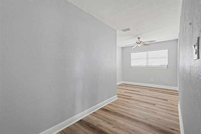 8902 EL PORTAL DRIVE, Tampa, FL 33604