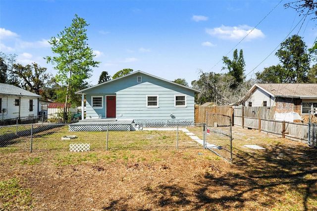 8902 EL PORTAL DRIVE, Tampa, FL 33604