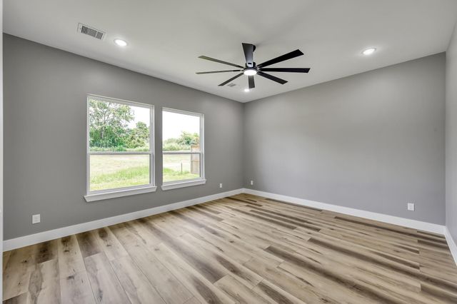 110 Bermuda Cir, Montgomery, TX 77356