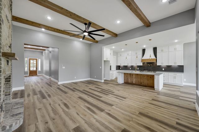 110 Bermuda Cir, Montgomery, TX 77356