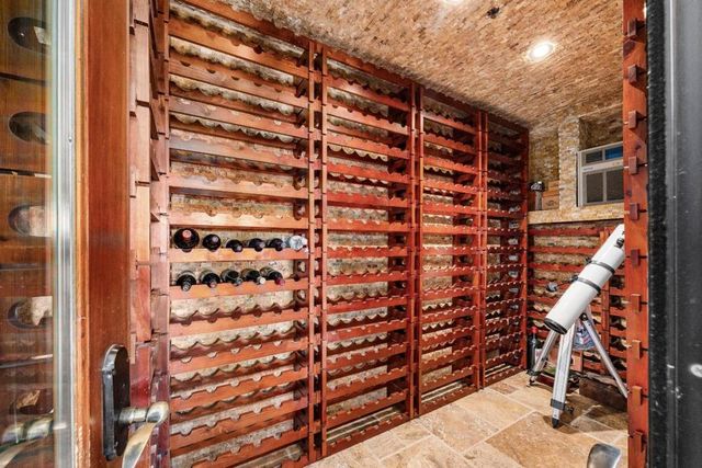 19375 Montevina Road, Los Gatos, CA 95033