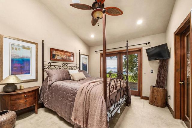 19375 Montevina Road, Los Gatos, CA 95033