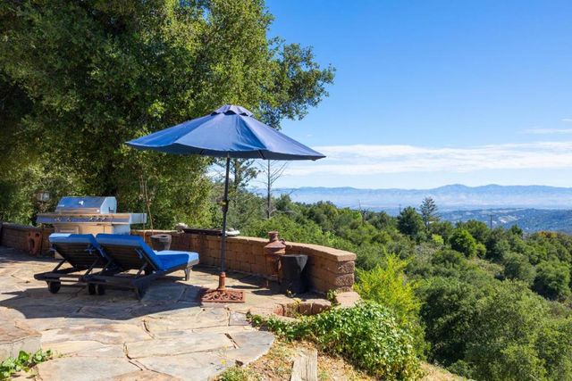 19375 Montevina Road, Los Gatos, CA 95033