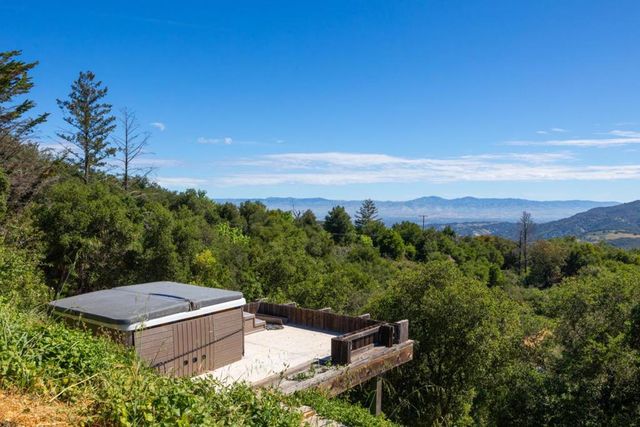 19375 Montevina Road, Los Gatos, CA 95033