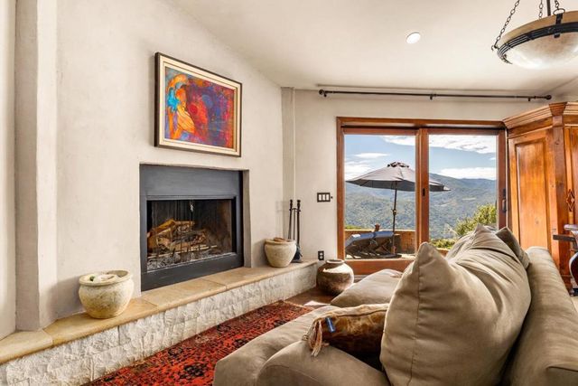 19375 Montevina Road, Los Gatos, CA 95033