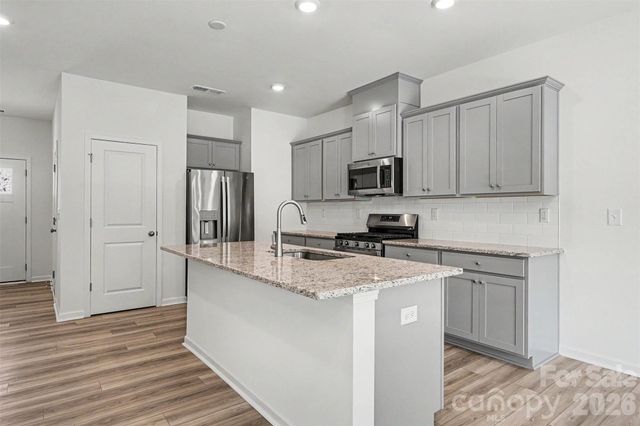 4035 Lawnview Drive, Charlotte, NC 28269