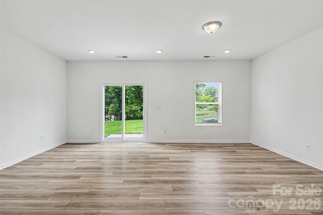 4035 Lawnview Drive, Charlotte, NC 28269