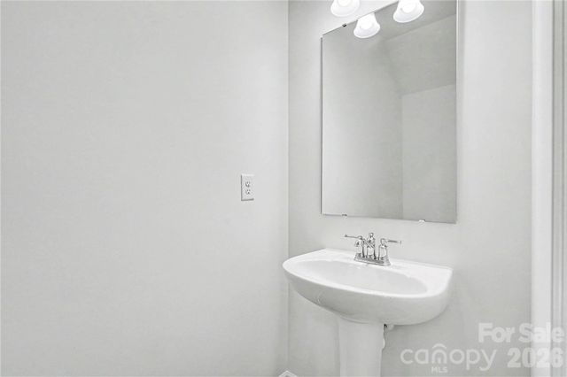 4035 Lawnview Drive, Charlotte, NC 28269