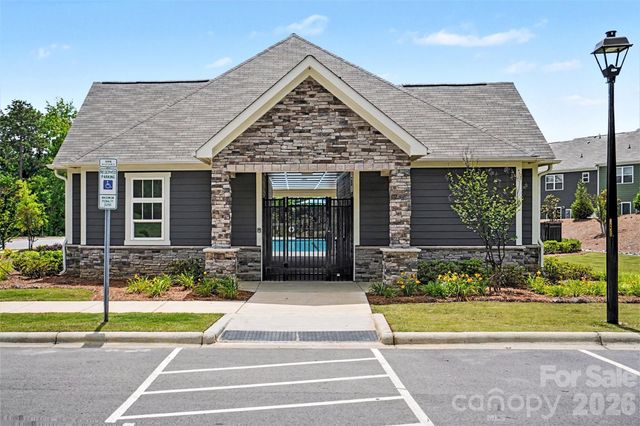 4035 Lawnview Drive, Charlotte, NC 28269