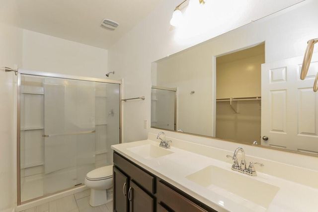 8828 S 41st Drive, Laveen, AZ 85339