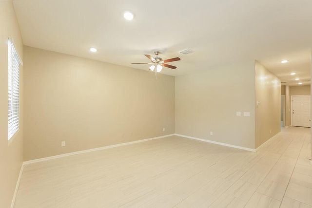 8828 S 41st Drive, Laveen, AZ 85339